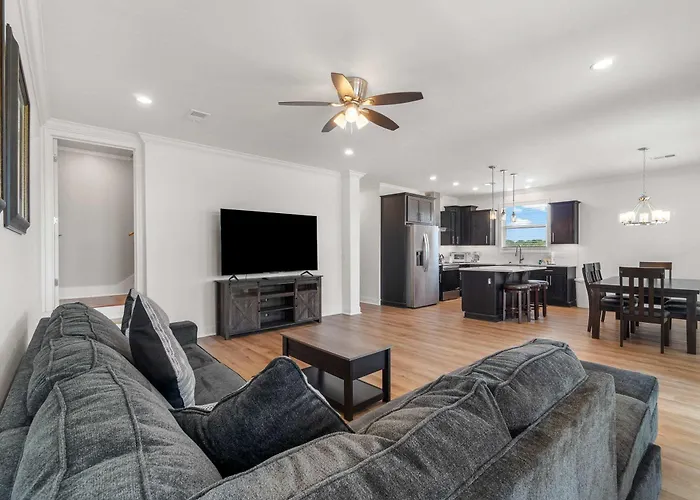 Newly Renovated Getaway With Gas Grill Gulf Shores