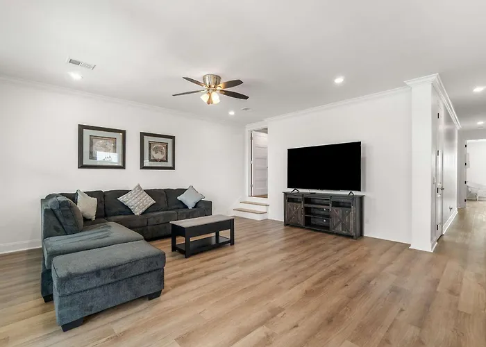 Newly Renovated Getaway With Gas Grill Gulf Shores