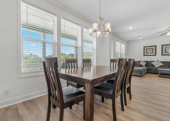 Newly Renovated Getaway With Gas Grill