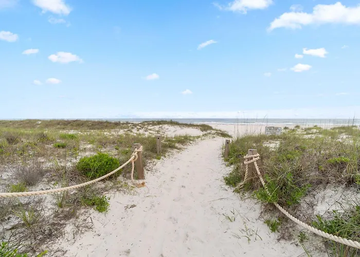 Newly Renovated Getaway With Gas Grill Gulf Shores